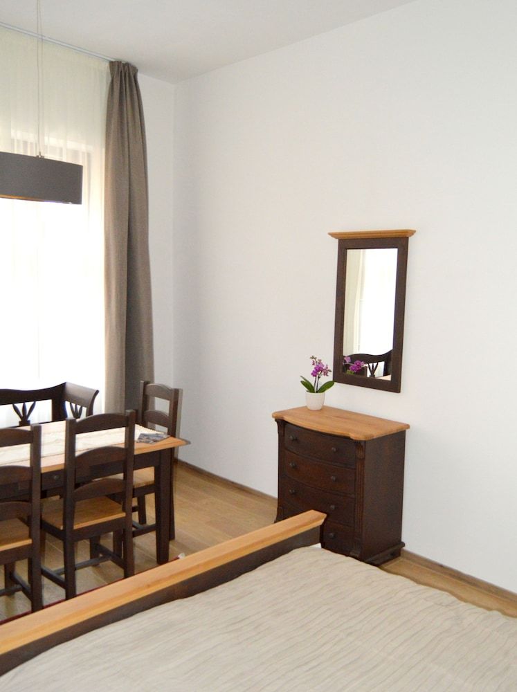 Guest House 1568