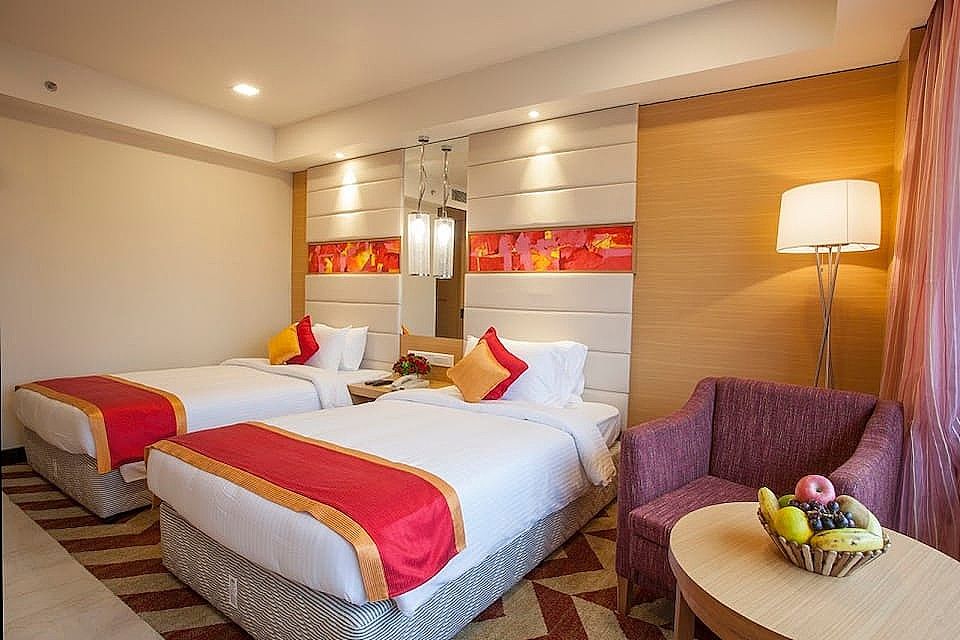 Dolphin Hotel Premium Double or Twin Room 3