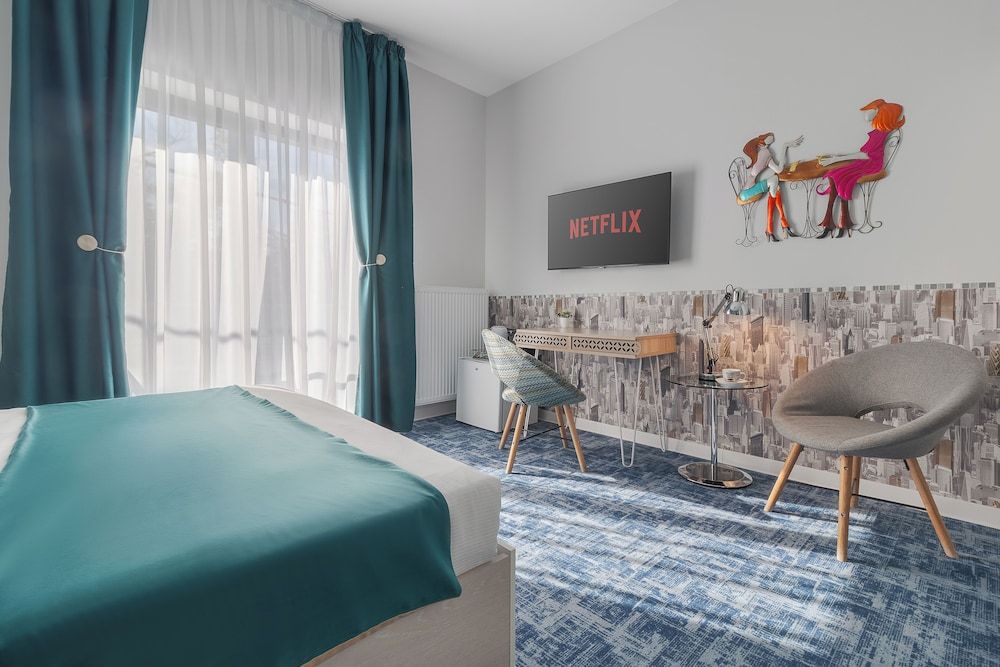 Aria Prestige Boutique Deluxe Room, Park View 4