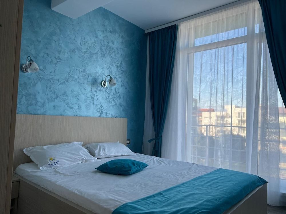 Apartment Infinity, Double and Sofa Bed, City View, Balcony