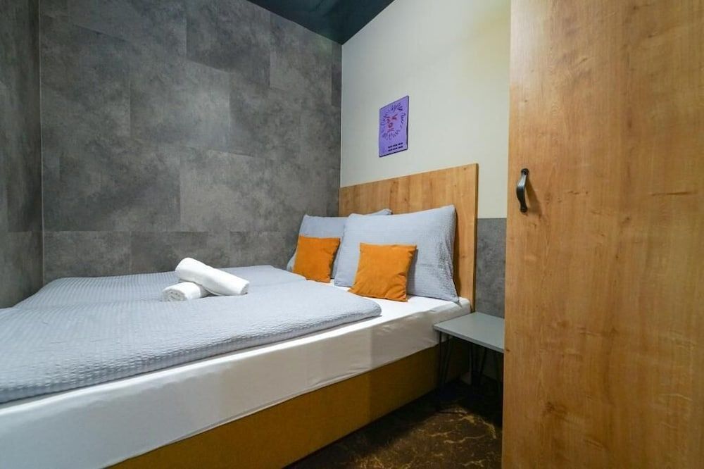 NFT Cabin for 2 | Private no window