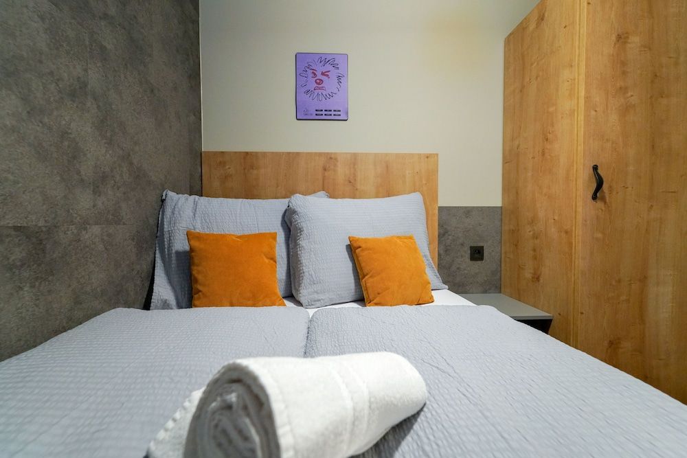 NFT Cabin for 2 | Private no window