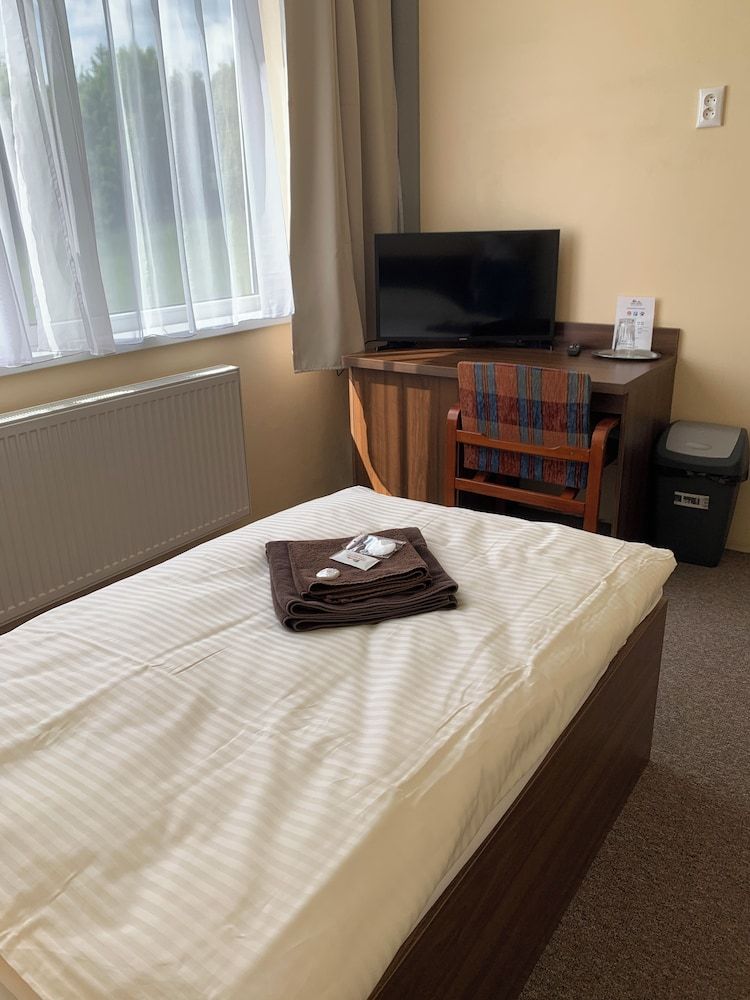 CITY Hotel B&B Single Room 2