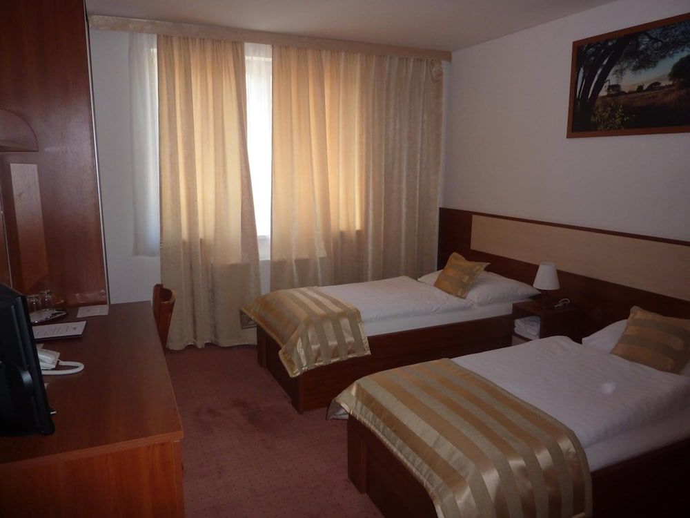 Hotel Auto Jas Standard Twin Room 3