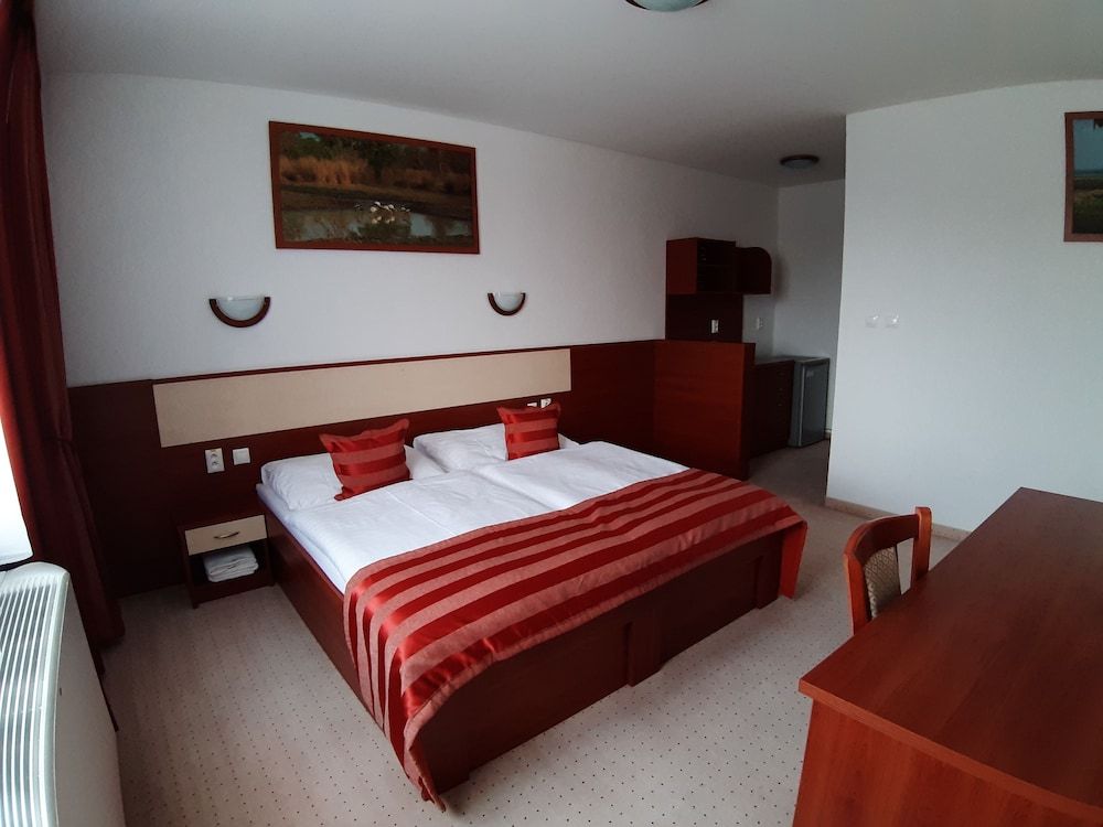 Hotel Auto Jas Comfort Double Room 3