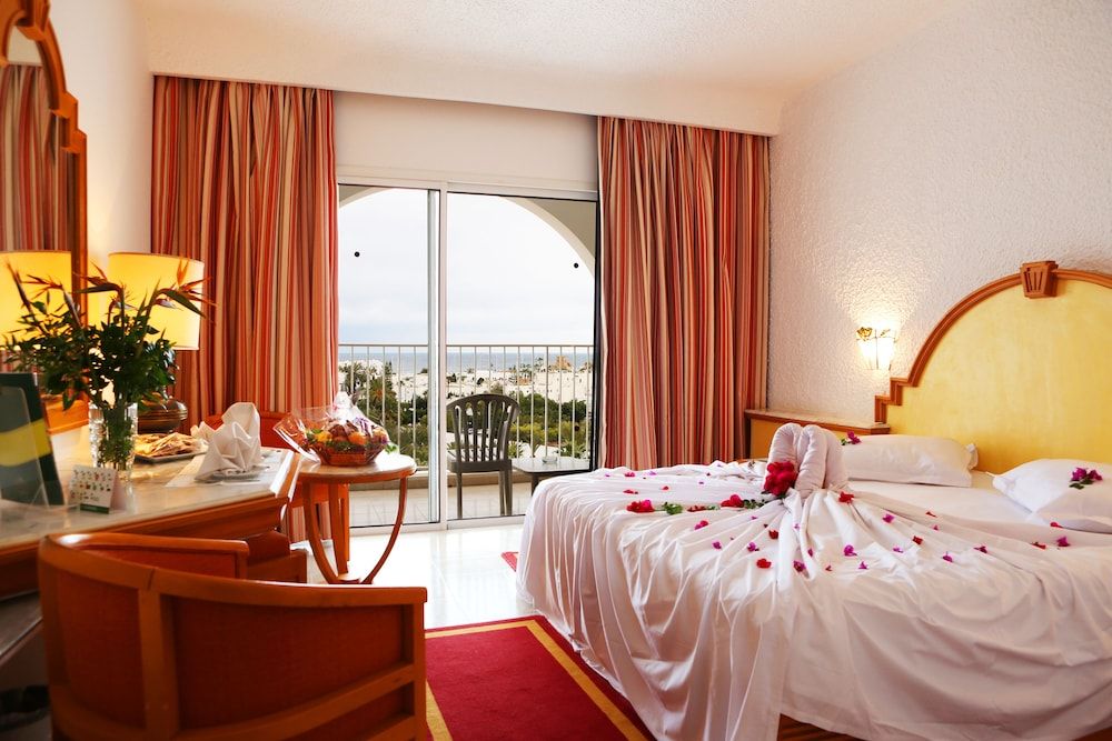 Hotel Kanta Resort & Spa Quadruple Room 2