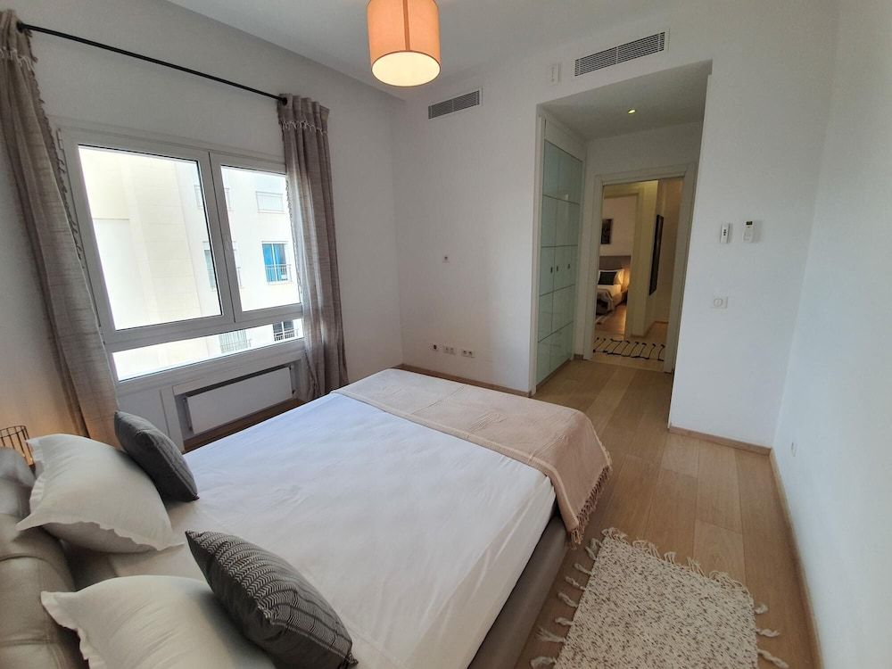 Prestige Luxurious 120m2 Next to UN Offices Lac2 Apartment, Accessible 3