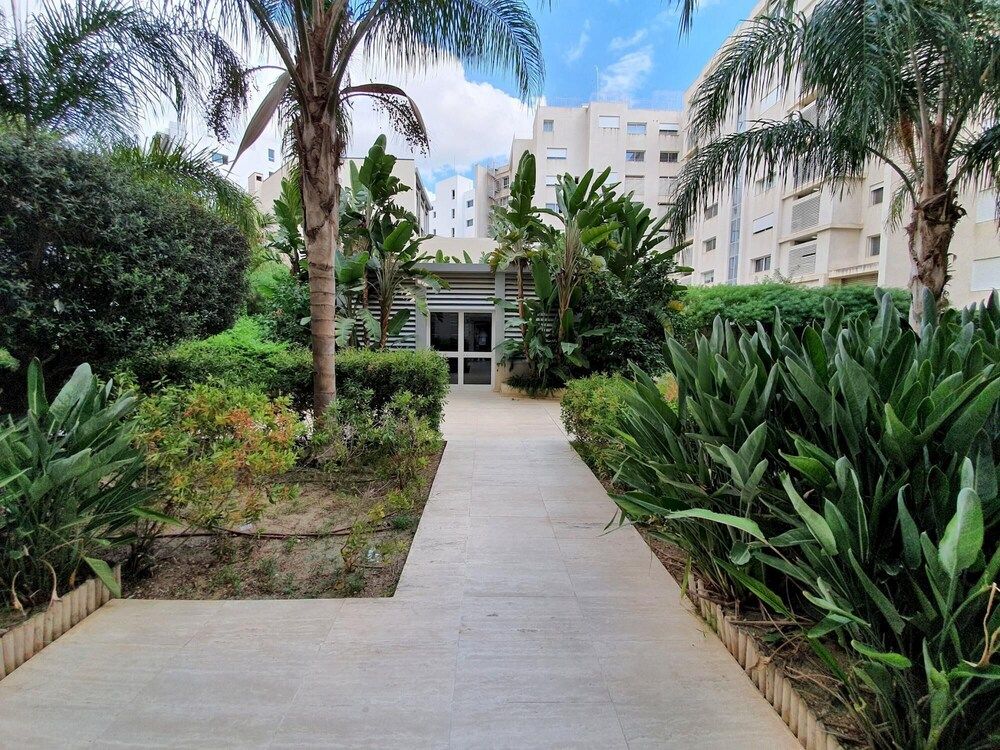 undefined Prestige Luxurious 120m2 Next to UN Offices Lac2 3