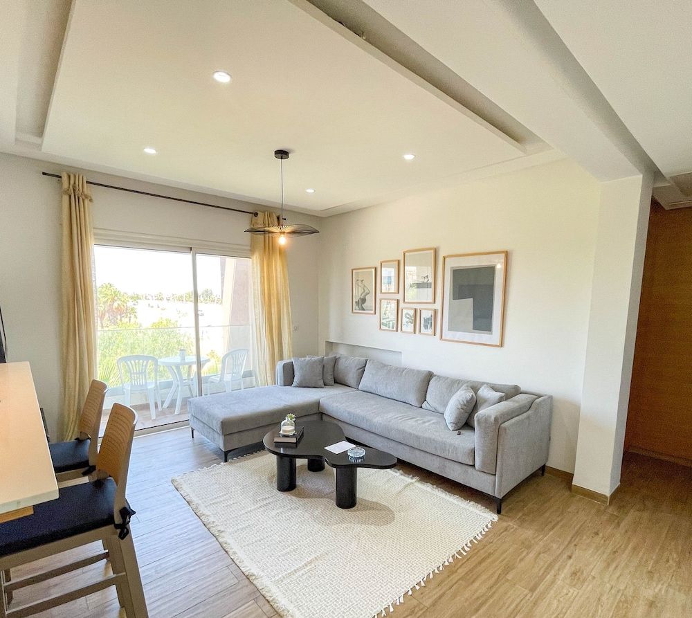 undefined Bright Stylish 1bd Flat in Jardins De Carthage 10