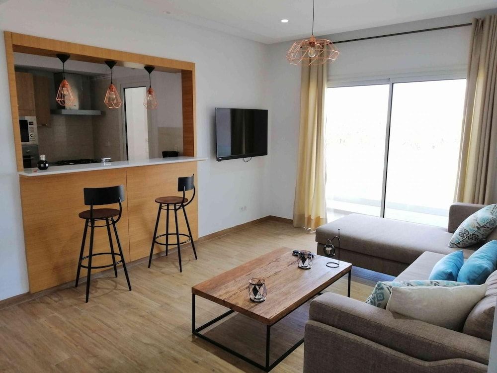 Bright Stylish 1bd Flat in Jardins De Carthage Apartment, Accessible 10