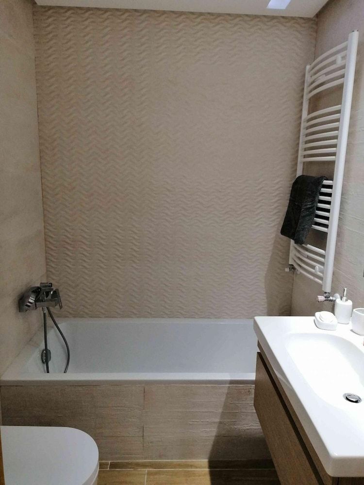 Bright Stylish 1bd Flat in Jardins De Carthage Apartment, Accessible 7