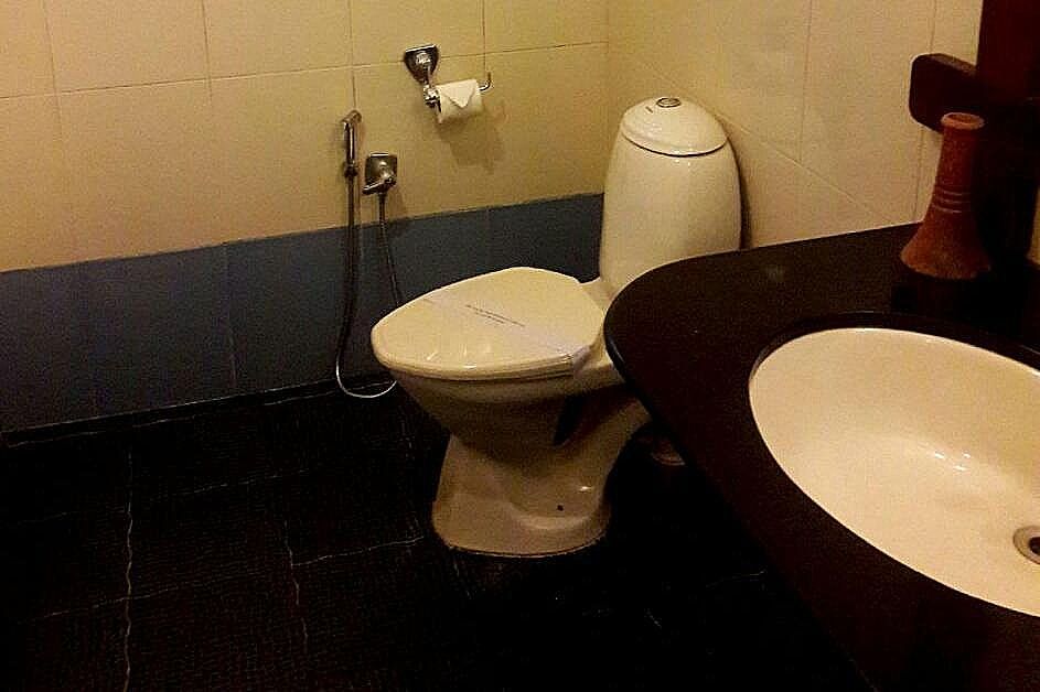 Deluxe Non AC