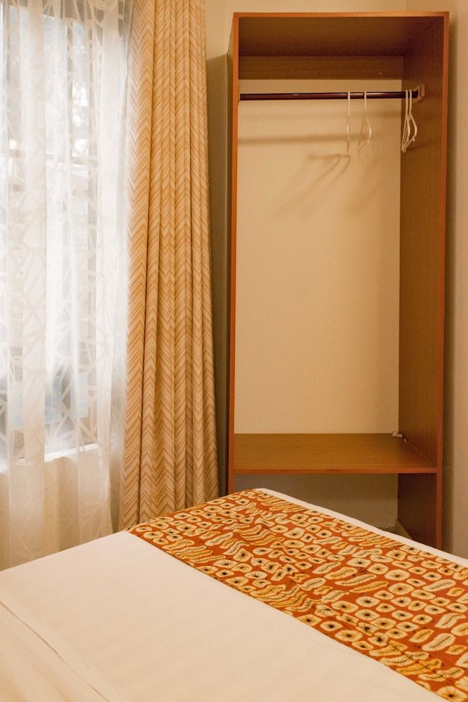 Tooro Fairway Hotel Double Room 3