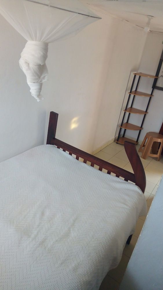 Maasai Backpackers Home Standard Double Room, 1 Bedroom 3