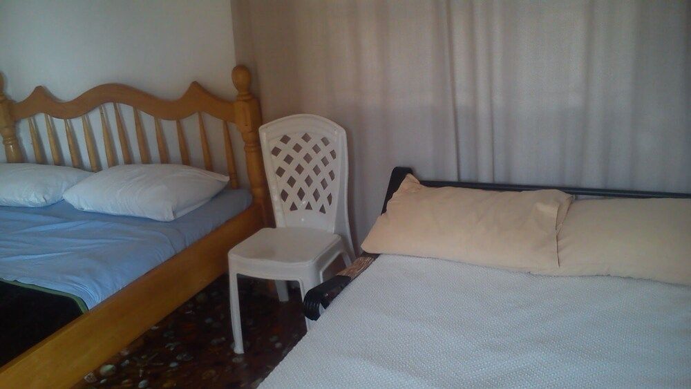 Maasai Backpackers Home Standard Quadruple Room 2