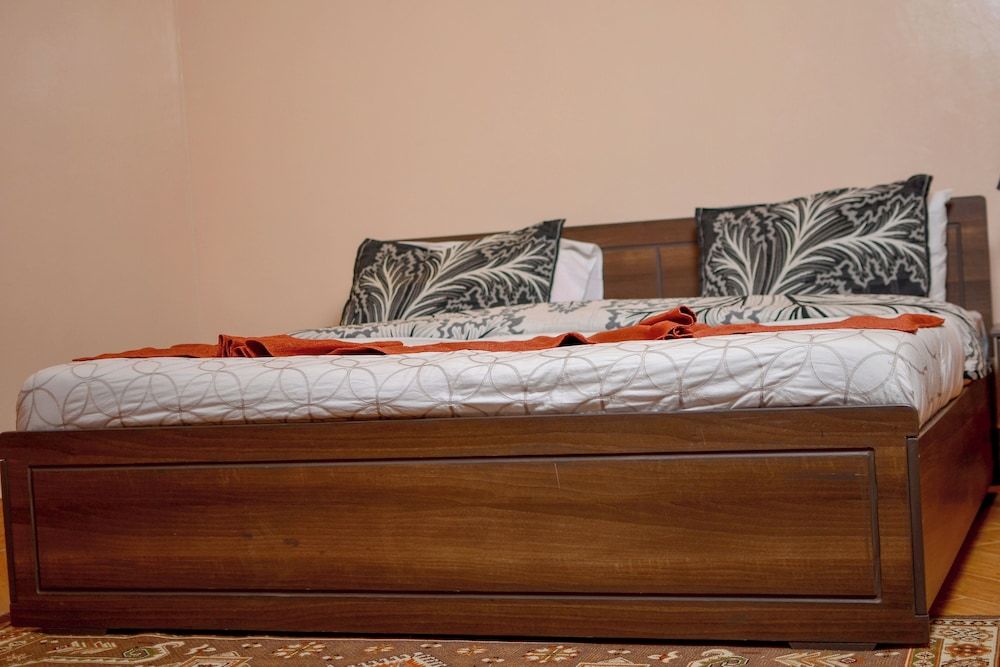 Faith Homes Hotel Family Apartment 8