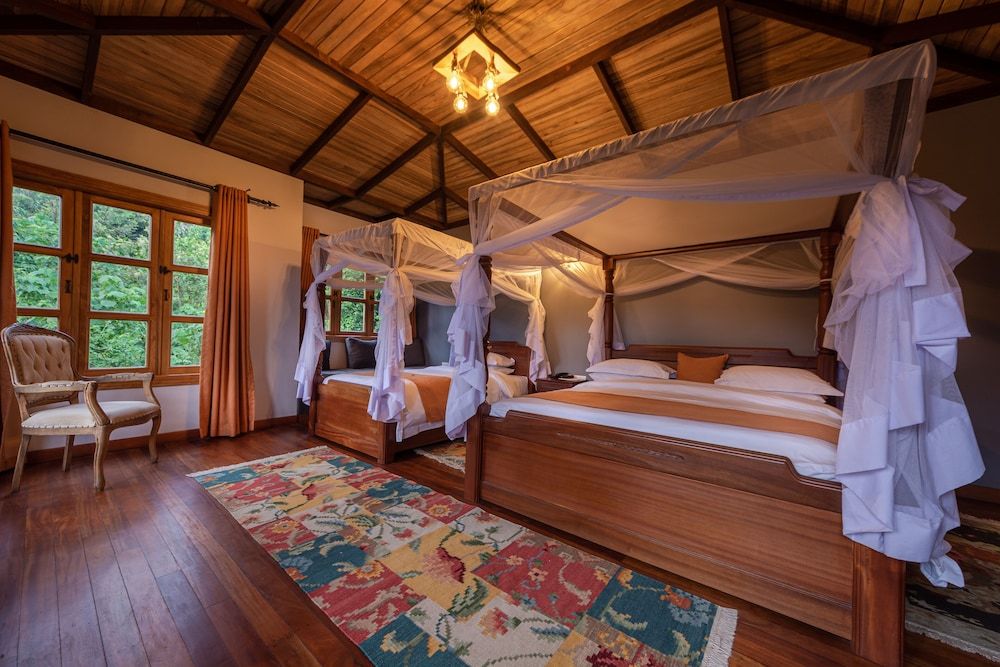 Chimpundu Lodge Family Room 5