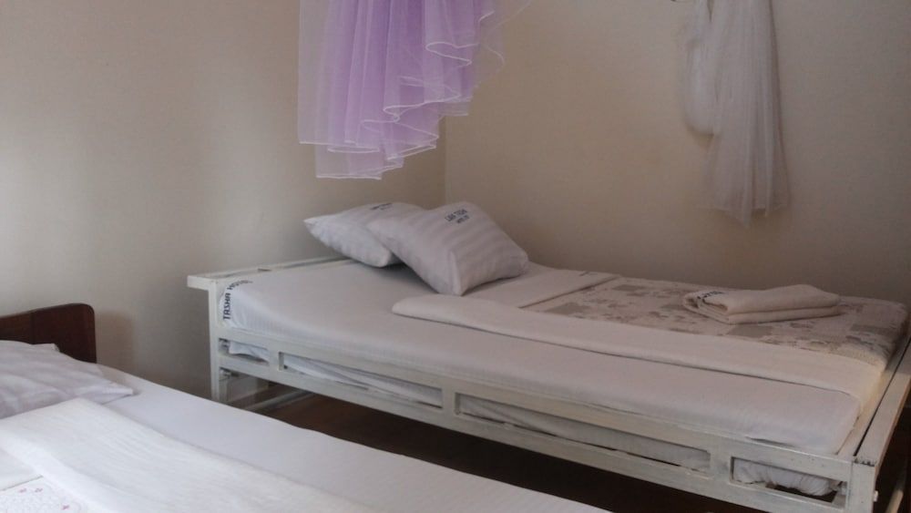 Lira Tasha Hotel Twin Room 4