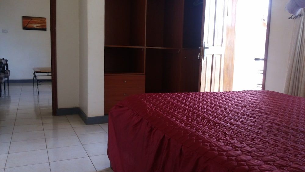 West Cliff Hotel Executive Suite 5