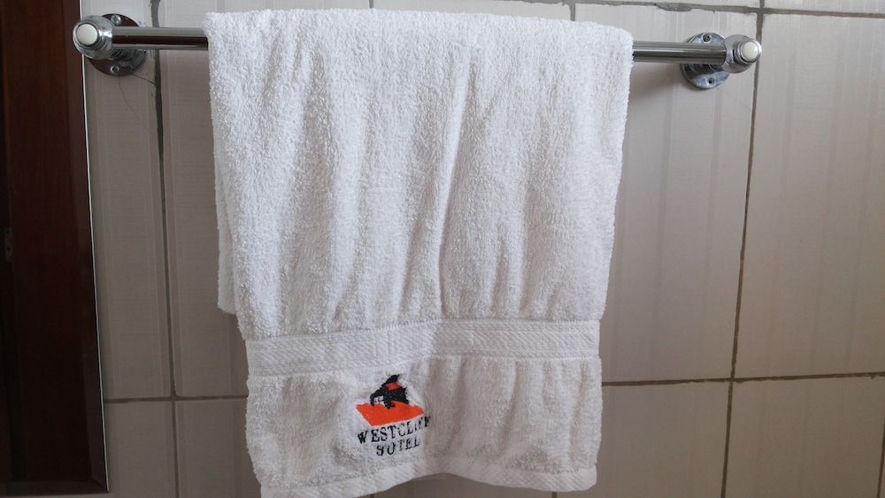 West Cliff Hotel Double Room 11