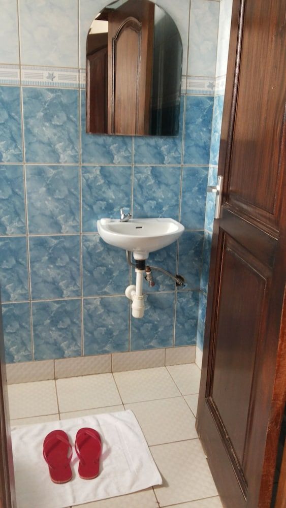 St Lira Hotel Deluxe Double Room 5