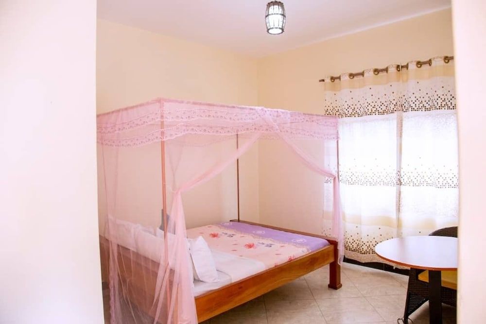 Jojo's Palace Annex Deluxe Double Room 10