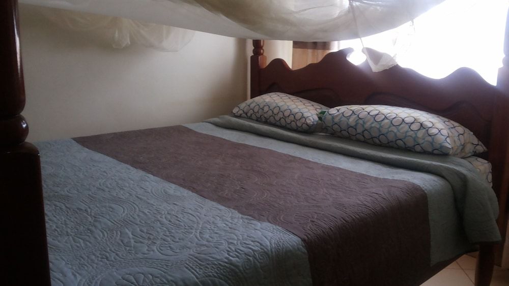 Heldan Inn Deluxe Double Room 4