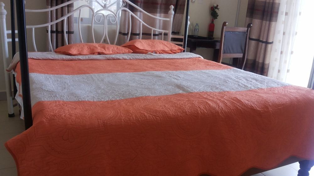 Heldan Inn Deluxe Double Room 7