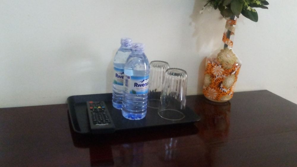 Heldan Inn Deluxe Single Room 9