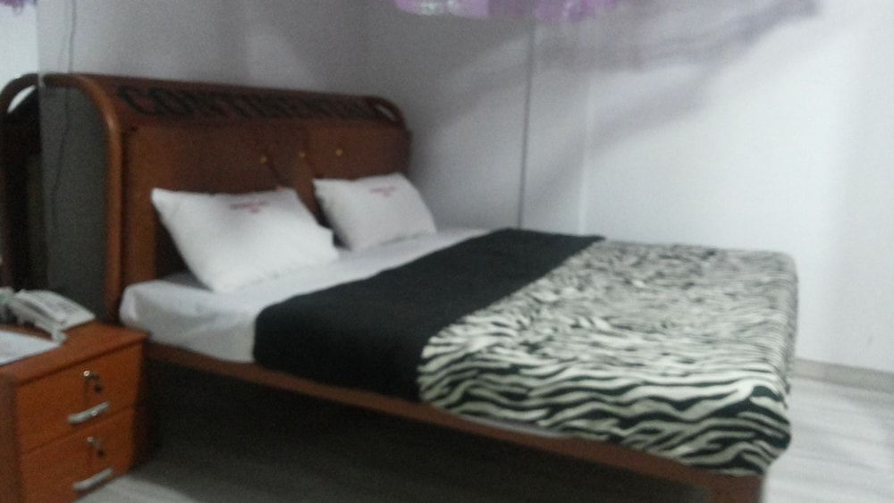 Continental Hotel Gulu Deluxe Double Room, 1 Double Bed 9