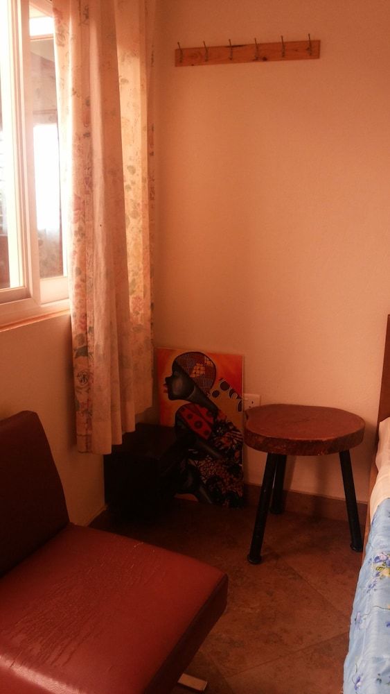 The Pagoda Deluxe Single Room 3