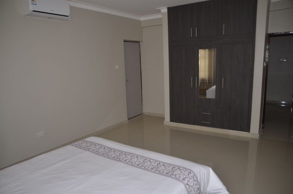 Hope's Apartments Deluxe Triple Room 2