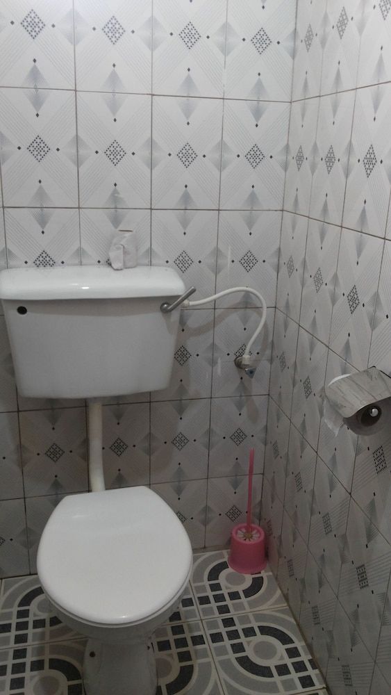 Blue Dove Hotel Arua Deluxe Double Room 8