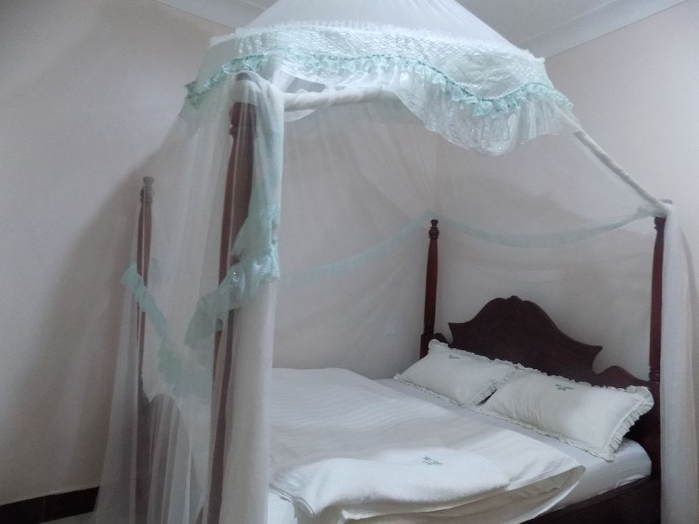 Sky Light Hotel Double Room 5