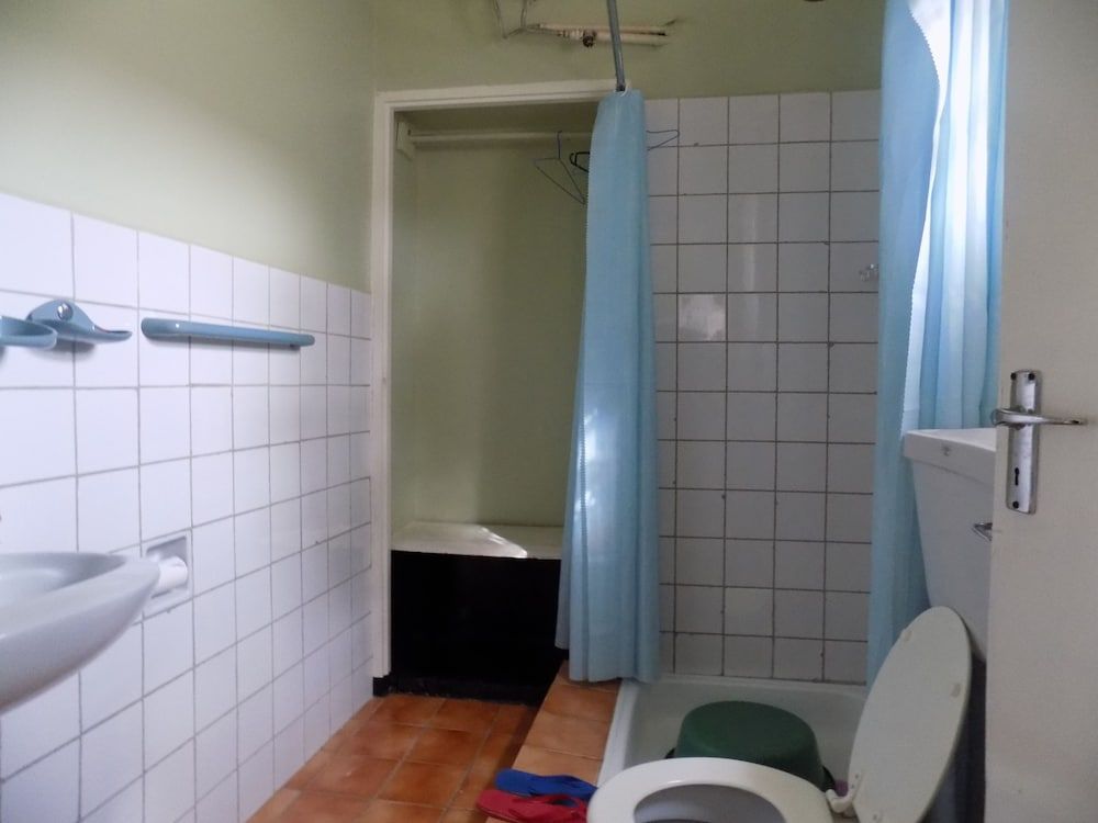 Fort Coleb Guest House Twin Room 11