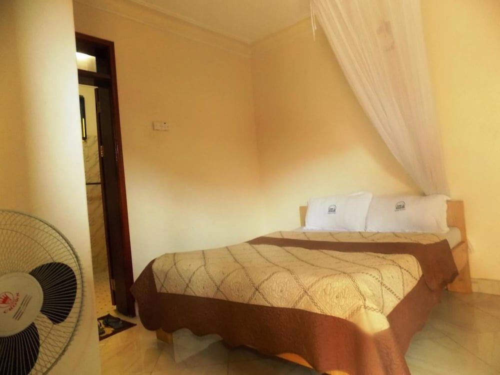 Rhino Motel Double Room 4