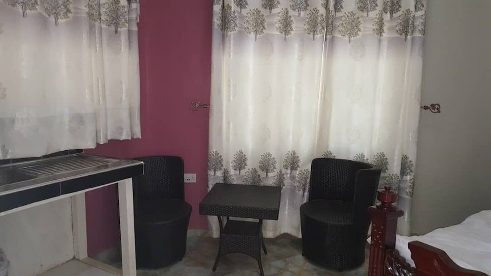 Lite Cottages Executive Studio 2