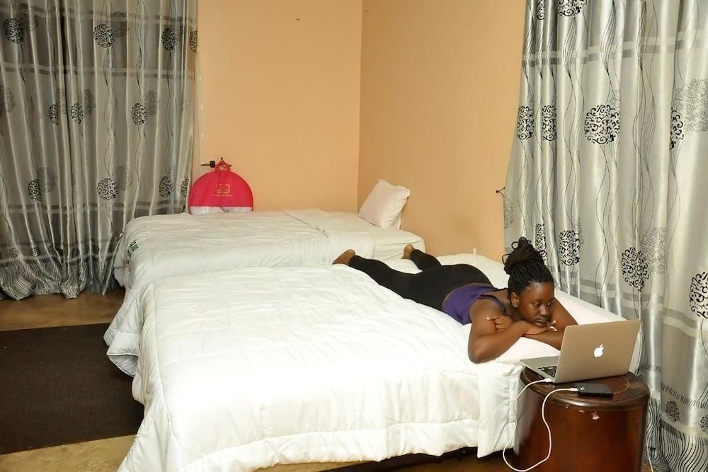 Dorabo Tourist Hotel Single Room 2