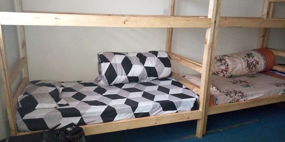 Basic Shared Dormitory, Women only, Shared Bathroom