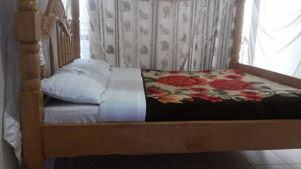 Rest Gardens Single Room 2