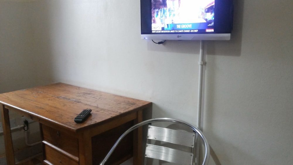 Rest Gardens Single Room 5