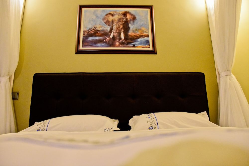 Exclusive Double Room, 1 Double Bed, Non Smoking, Hill View
