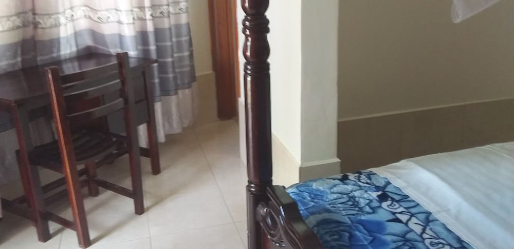 Mango Cottages & Recreation Center Deluxe Room 9