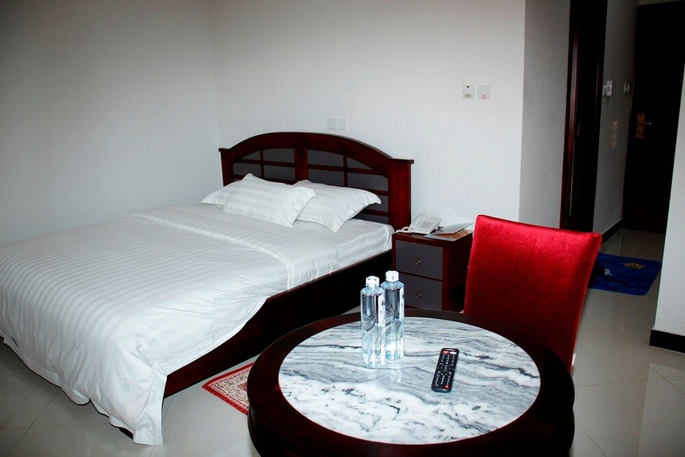 Kenlon Hotel Double Room 5