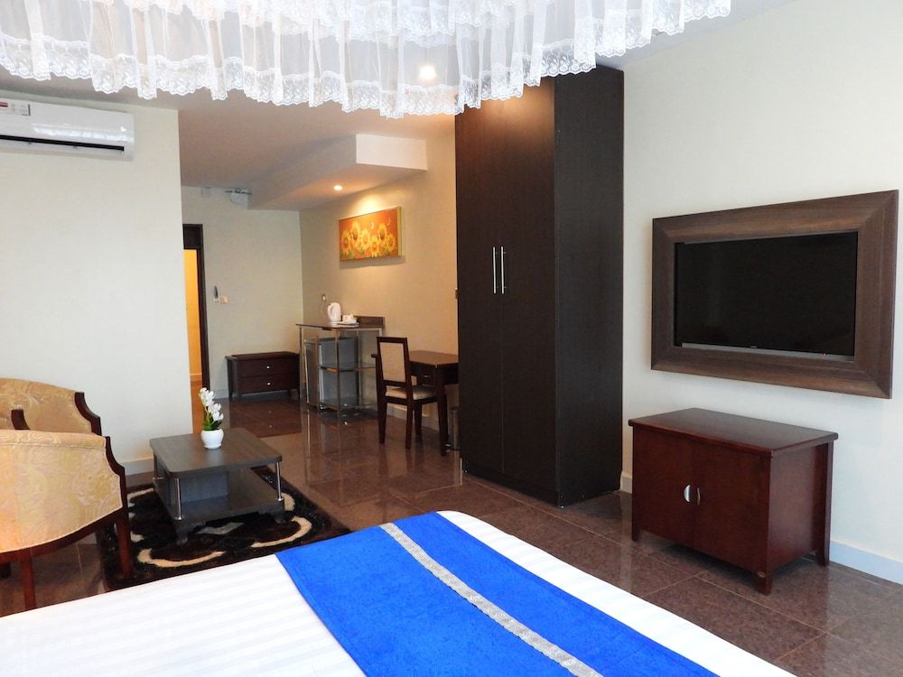 Koki Hotel Deluxe Room with City view 25