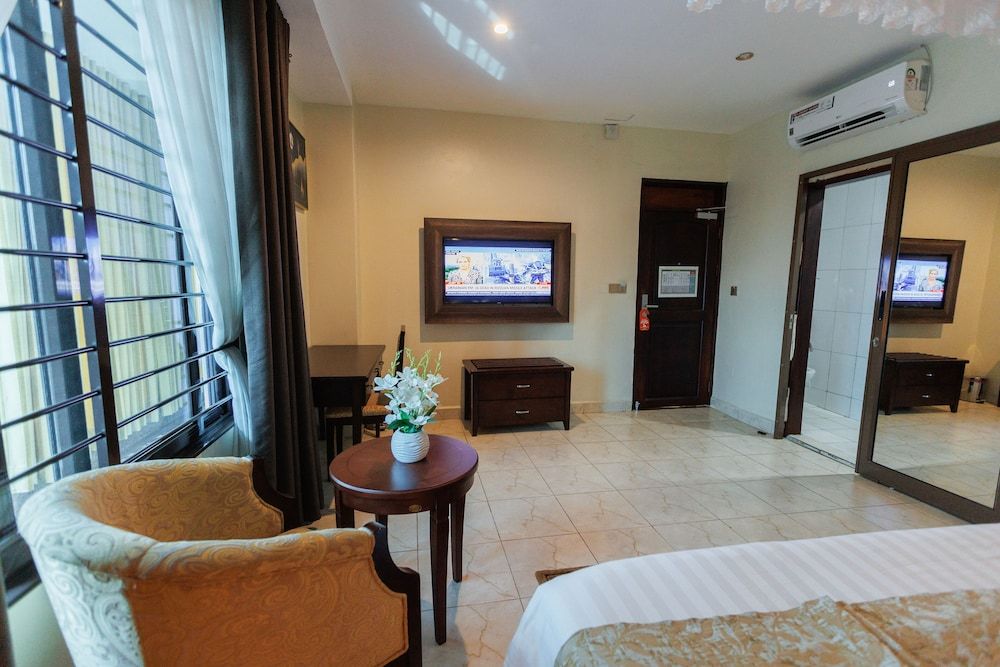 Koki Hotel Standard room with windows 22