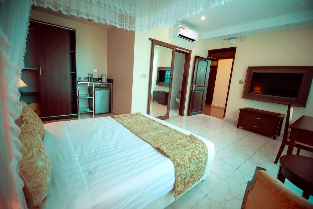 Koki Hotel Deluxe Room with City view 3