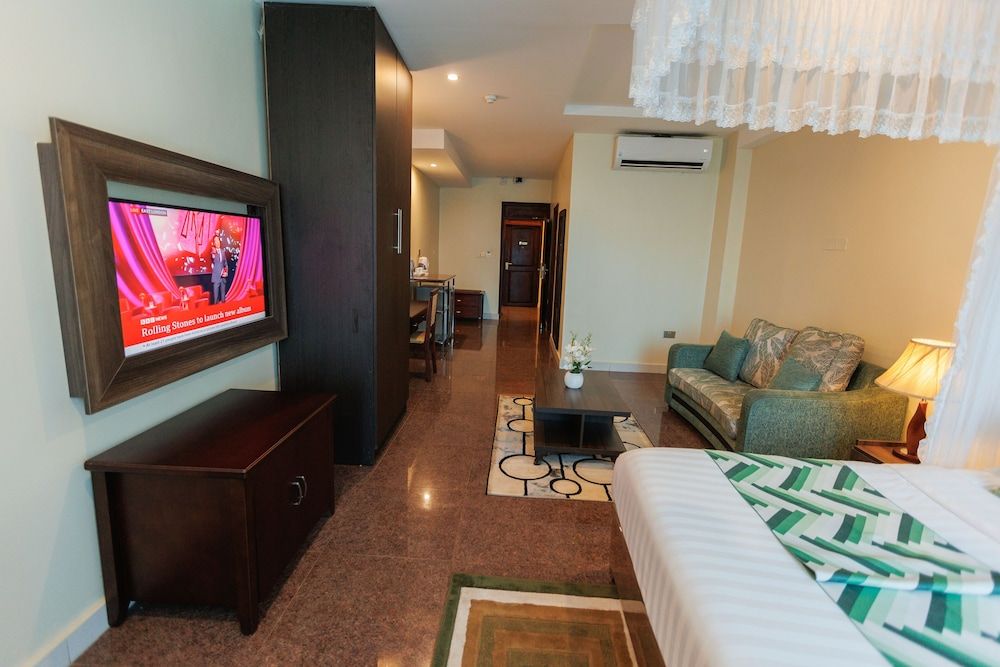 Koki Hotel Deluxe Room with City view 29