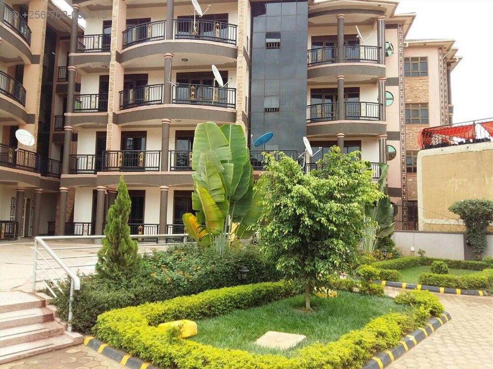 Apartment, 3 Bedrooms, Smoking, Balcony