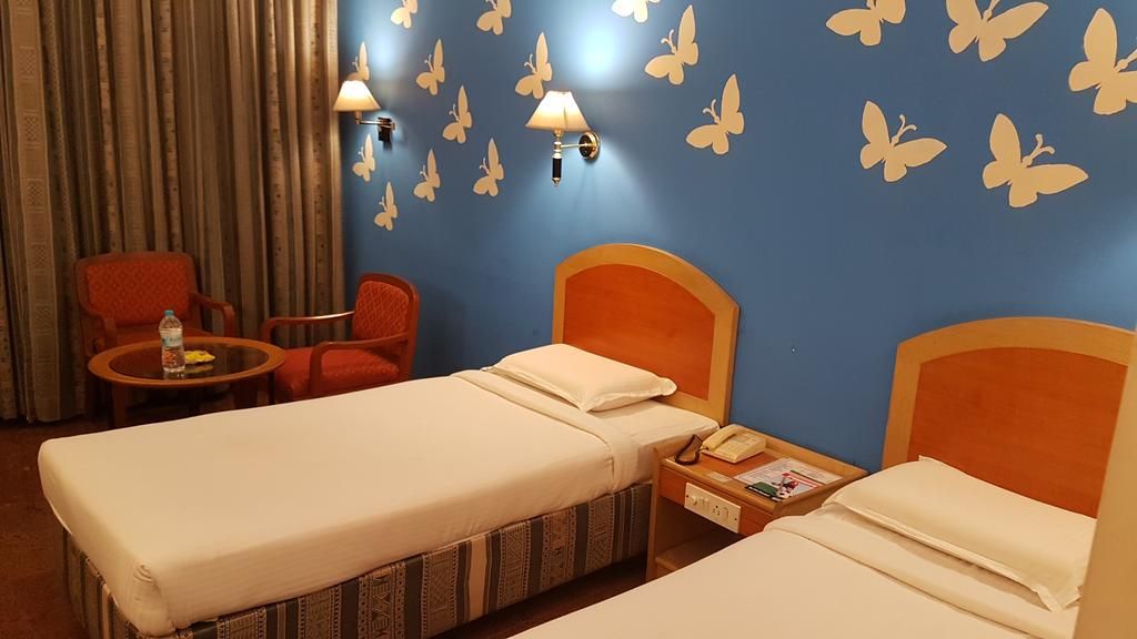 Kamat Lingapur Hotel Standard Room 3
